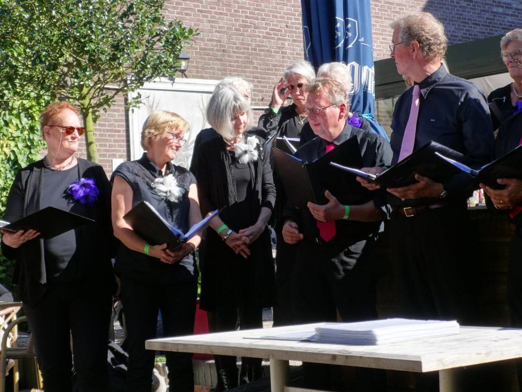 Opstellen voor tweede concert 't Hert (dat rijmt!)